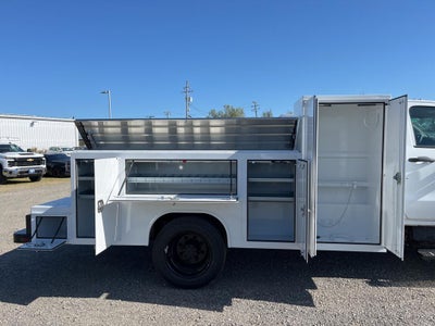 2023 Chevrolet Silverado 5500 HD Work Truck