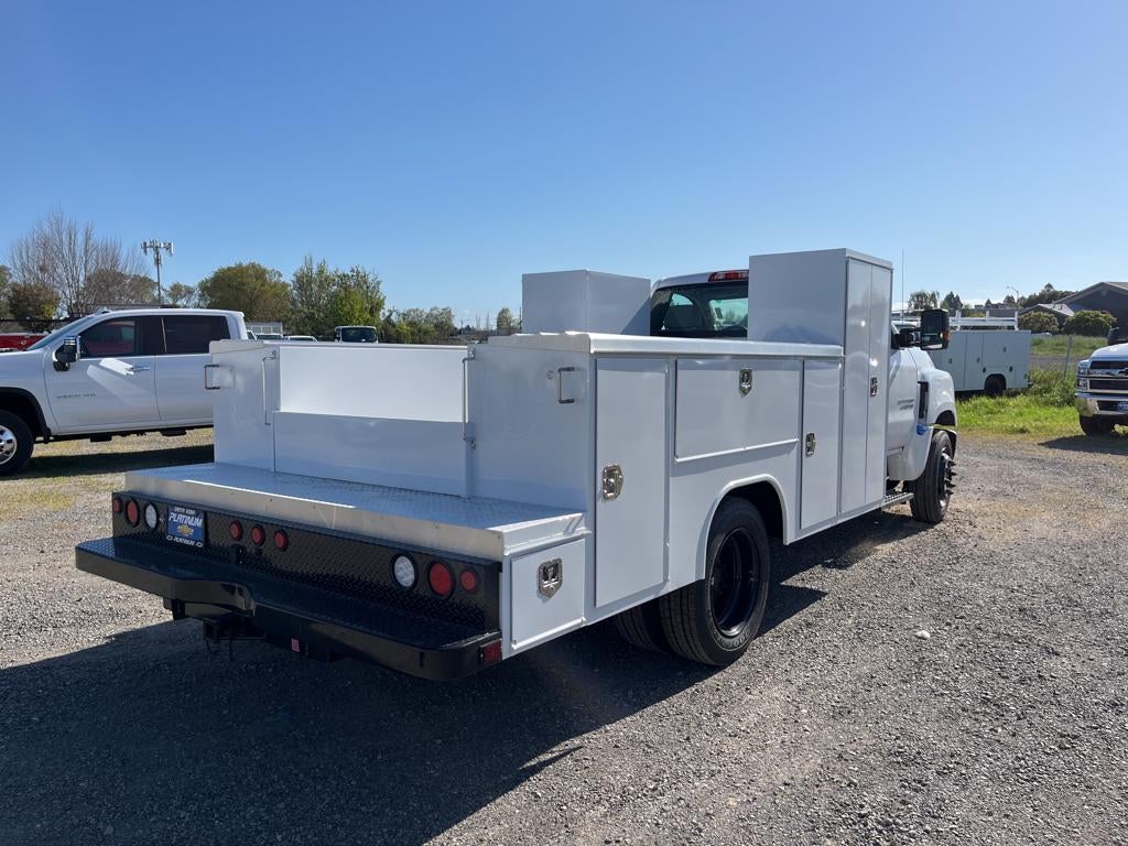 2023 Chevrolet Silverado 5500 HD Work Truck