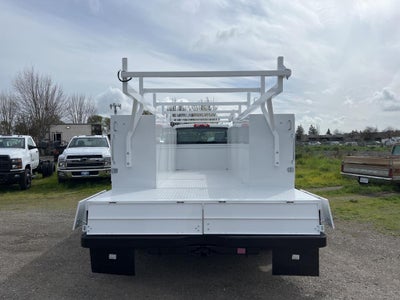 2023 Chevrolet Silverado 5500 HD Work Truck