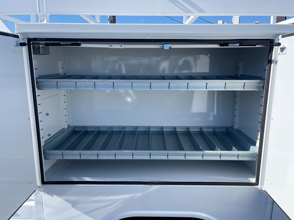 2023 Chevrolet Silverado 5500 HD Work Truck