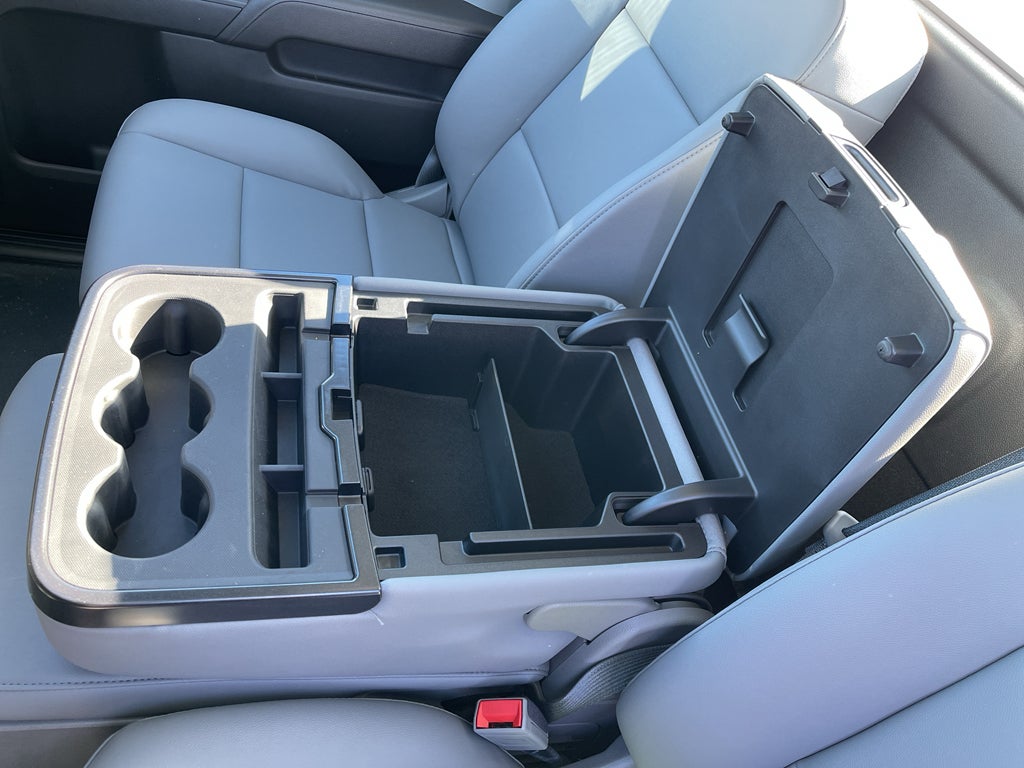 2023 Chevrolet Silverado 5500 HD Work Truck