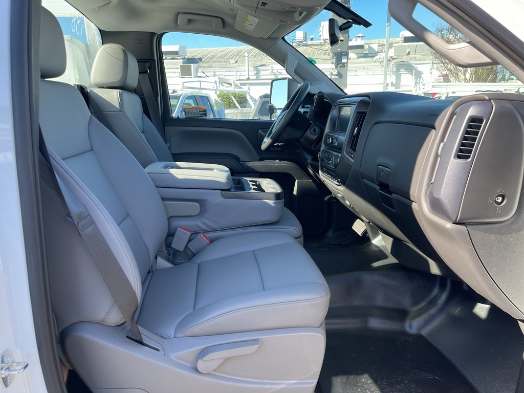 2023 Chevrolet Silverado 5500 HD Work Truck