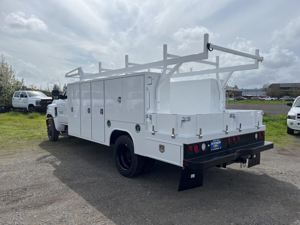 2023 Chevrolet Silverado 5500 HD Work Truck