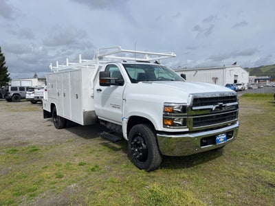 2023 Chevrolet Silverado 5500 HD Work Truck