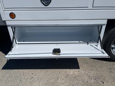 2023 Chevrolet Silverado 5500 HD Work Truck