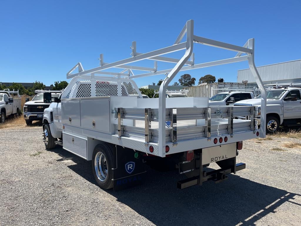 2023 Chevrolet Silverado 5500 HD Work Truck