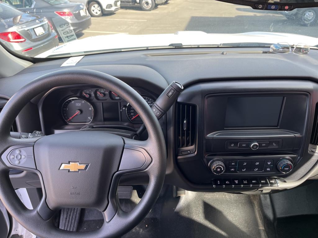 2023 Chevrolet Silverado 5500 HD Work Truck