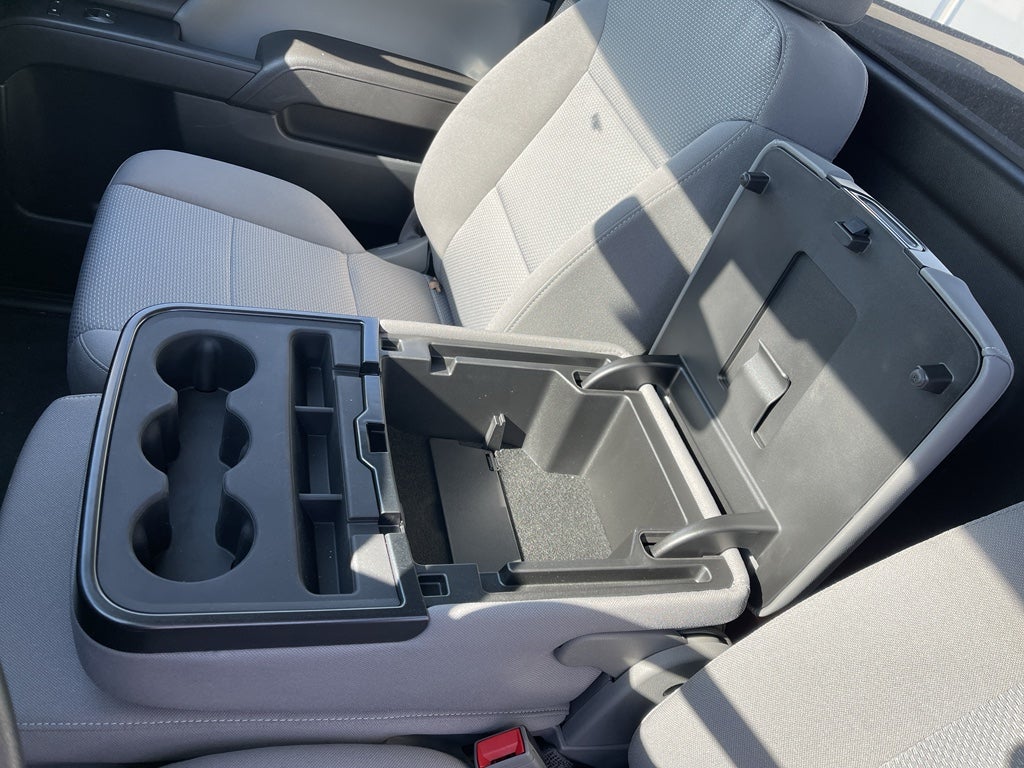 2023 Chevrolet Silverado 5500 HD Work Truck