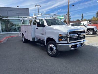 2023 Chevrolet Silverado 5500 HD Work Truck