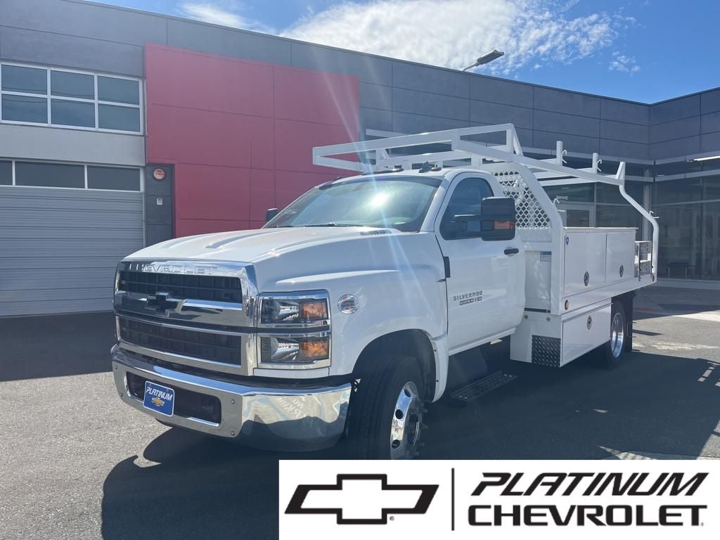 2023 Chevrolet Silverado 5500 HD Work Truck
