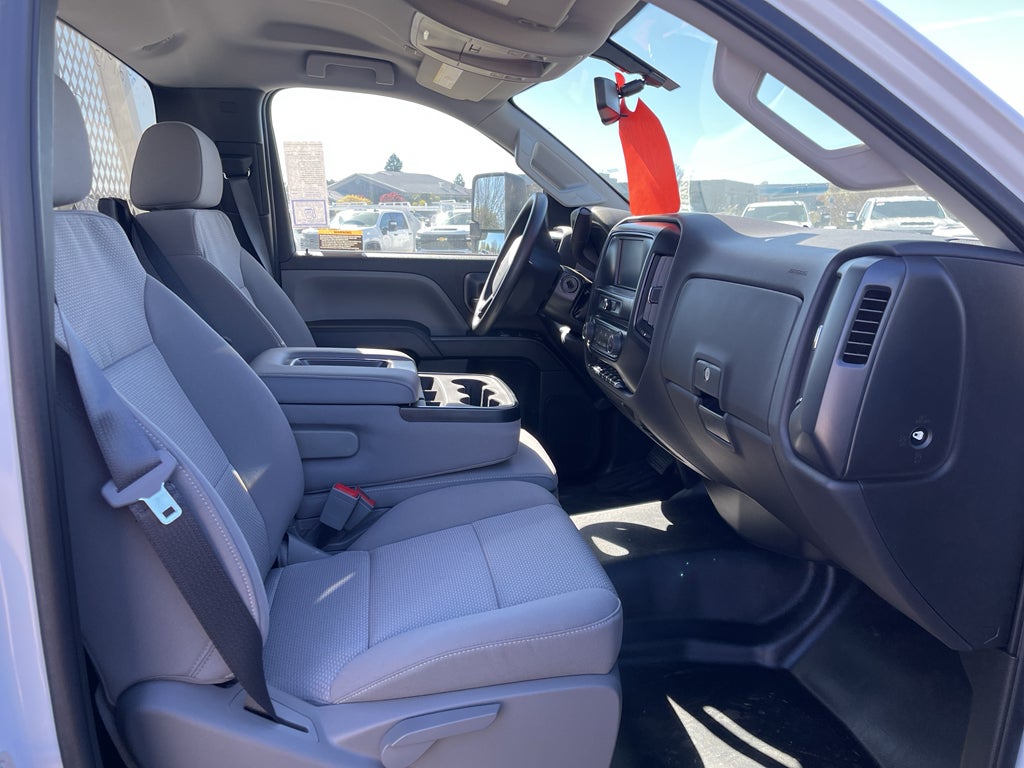 2023 Chevrolet Silverado 5500 HD Work Truck