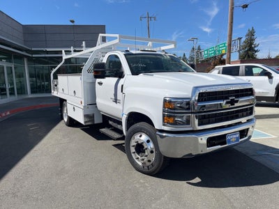 2023 Chevrolet Silverado 5500 HD Work Truck