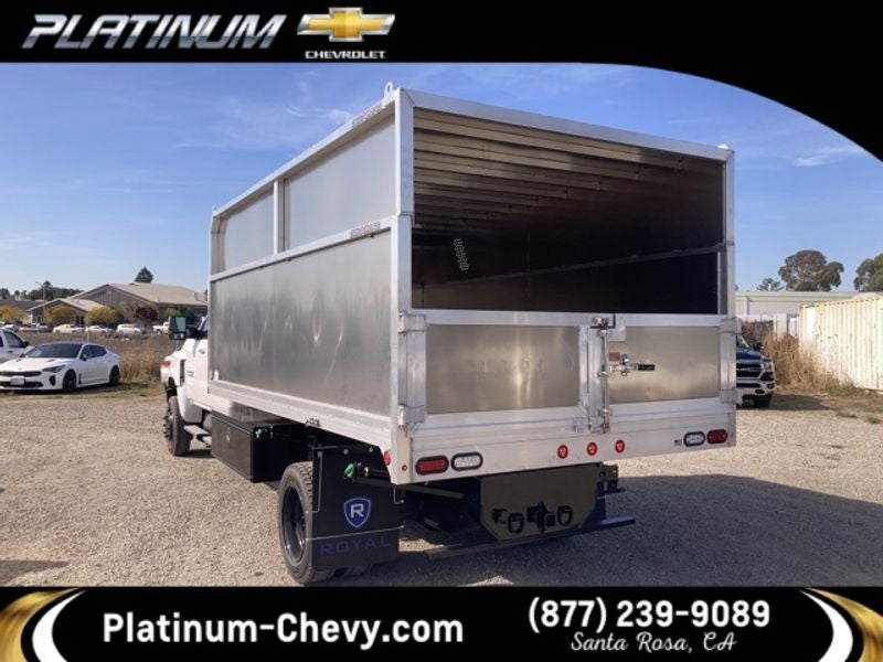 2023 Chevrolet Silverado 6500 HD Work Truck