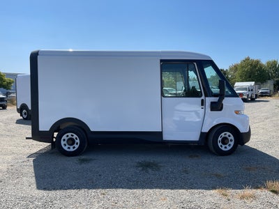 2025 Chevrolet BrightDrop 400 AWD 400