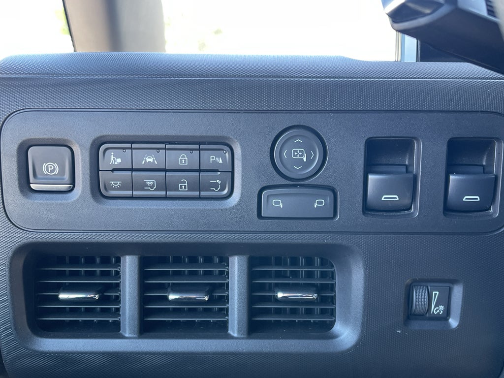 2025 Chevrolet BrightDrop 400 AWD 400