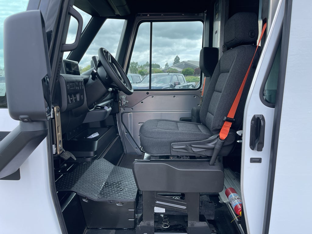 2025 Chevrolet BrightDrop 400 AWD 400