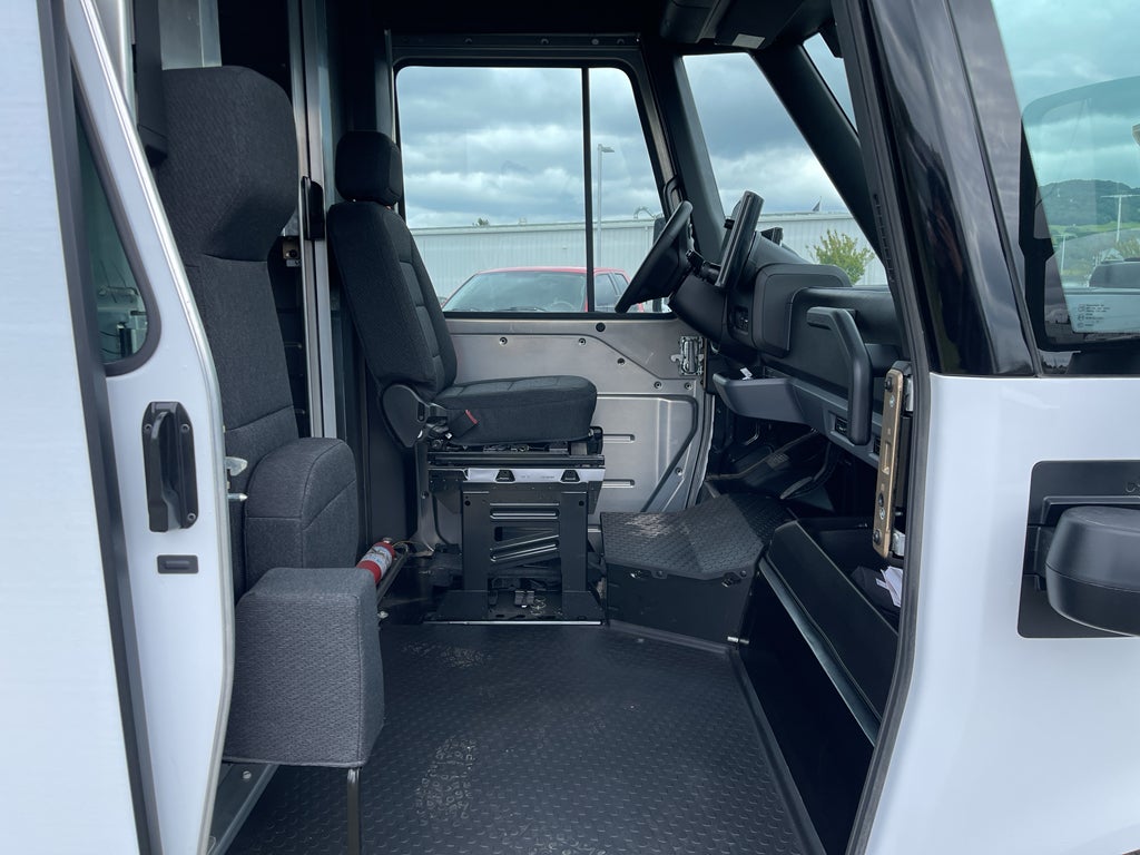 2025 Chevrolet BrightDrop 400 AWD 400