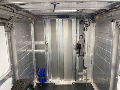 2025 Chevrolet BrightDrop 400 AWD 400