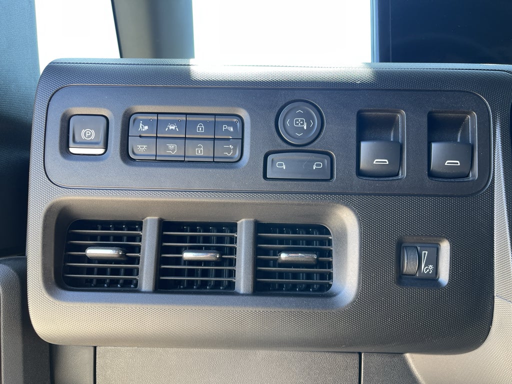 2025 Chevrolet BrightDrop 400 AWD 400