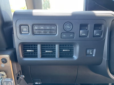 2025 Chevrolet BrightDrop 400 AWD 400