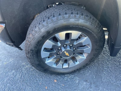 2024 Chevrolet Silverado 2500 HD Custom