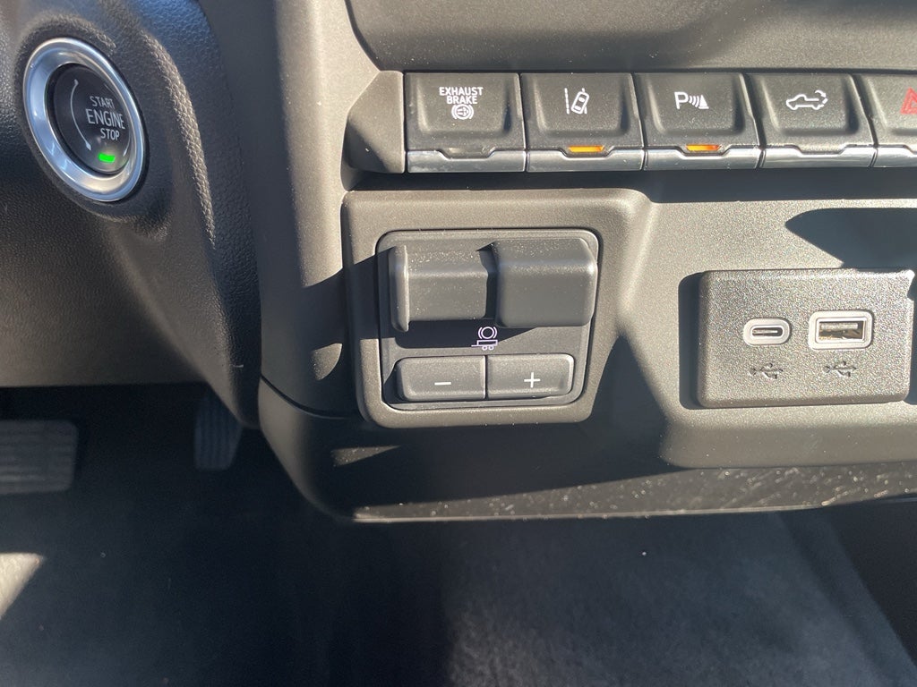 2024 Chevrolet Silverado 2500 HD Custom