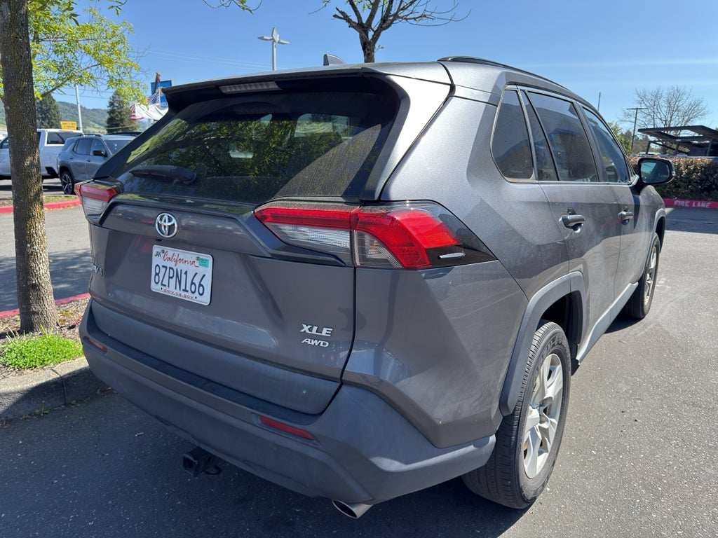 2021 Toyota RAV4 XLE