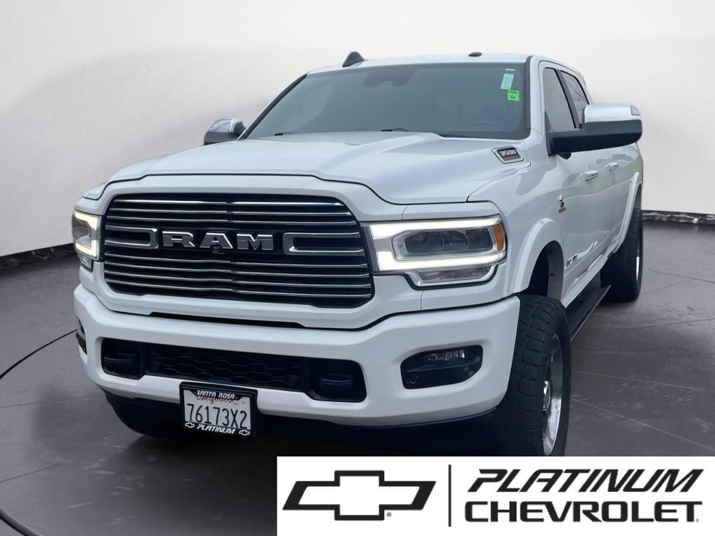 2019 RAM 3500 Laramie Crew Cab 4x4 8' Box