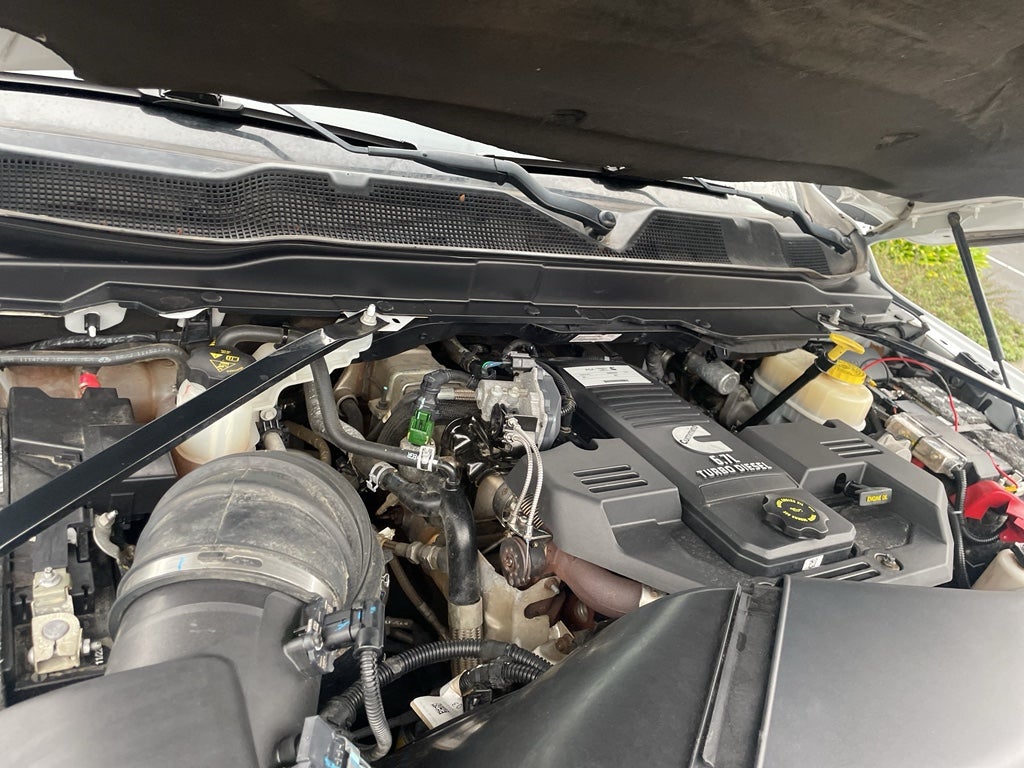 2019 RAM 3500 Laramie Crew Cab 4x4 8' Box