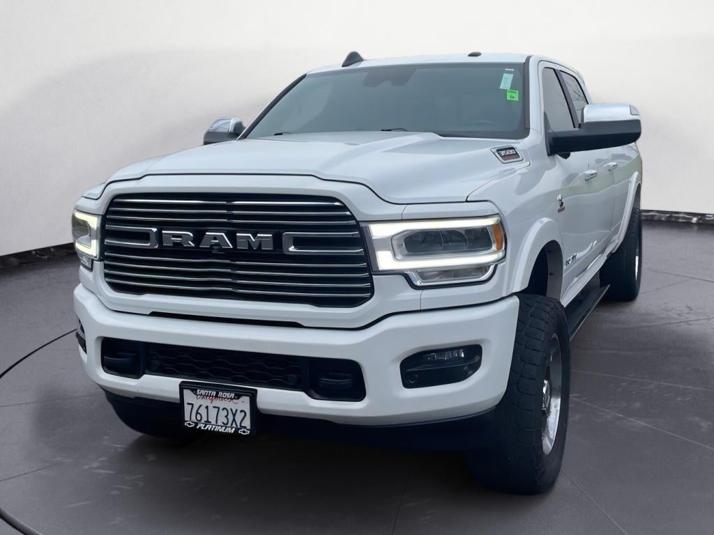 2019 RAM 3500 Laramie Crew Cab 4x4 8' Box