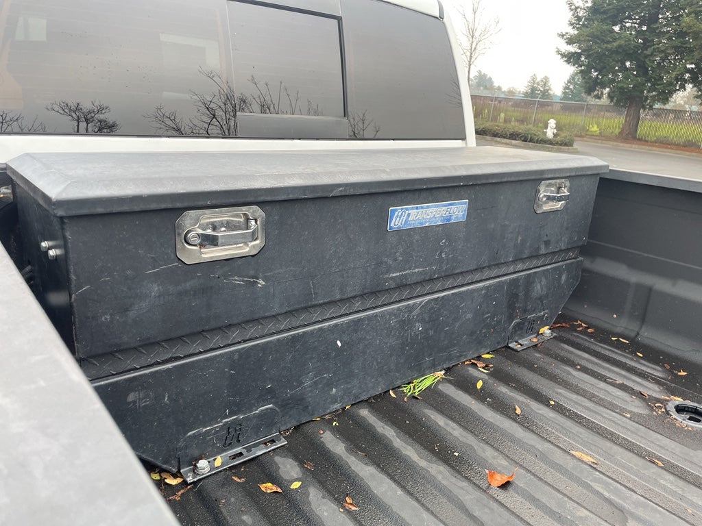 2019 RAM 3500 Laramie Crew Cab 4x4 8' Box