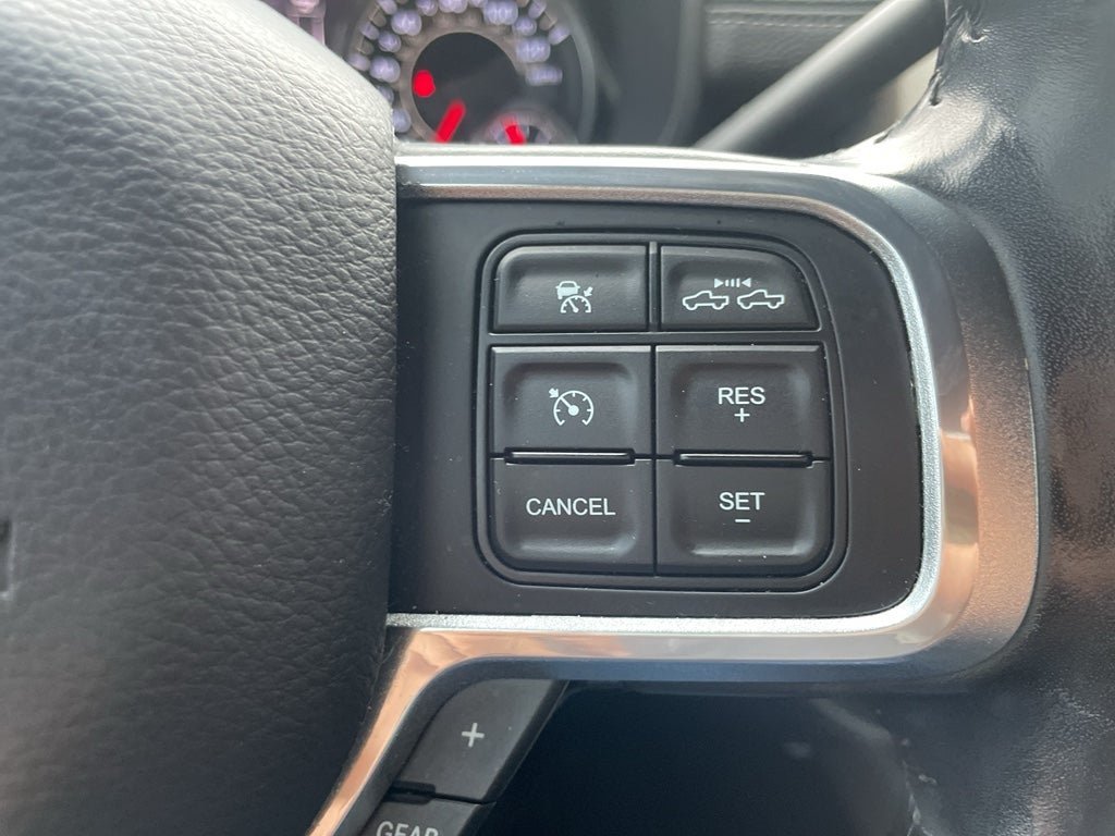 2019 RAM 3500 Laramie Crew Cab 4x4 8' Box