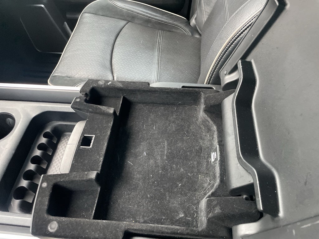 2019 RAM 3500 Laramie Crew Cab 4x4 8' Box