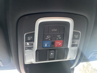 2019 RAM 3500 Laramie Crew Cab 4x4 8' Box