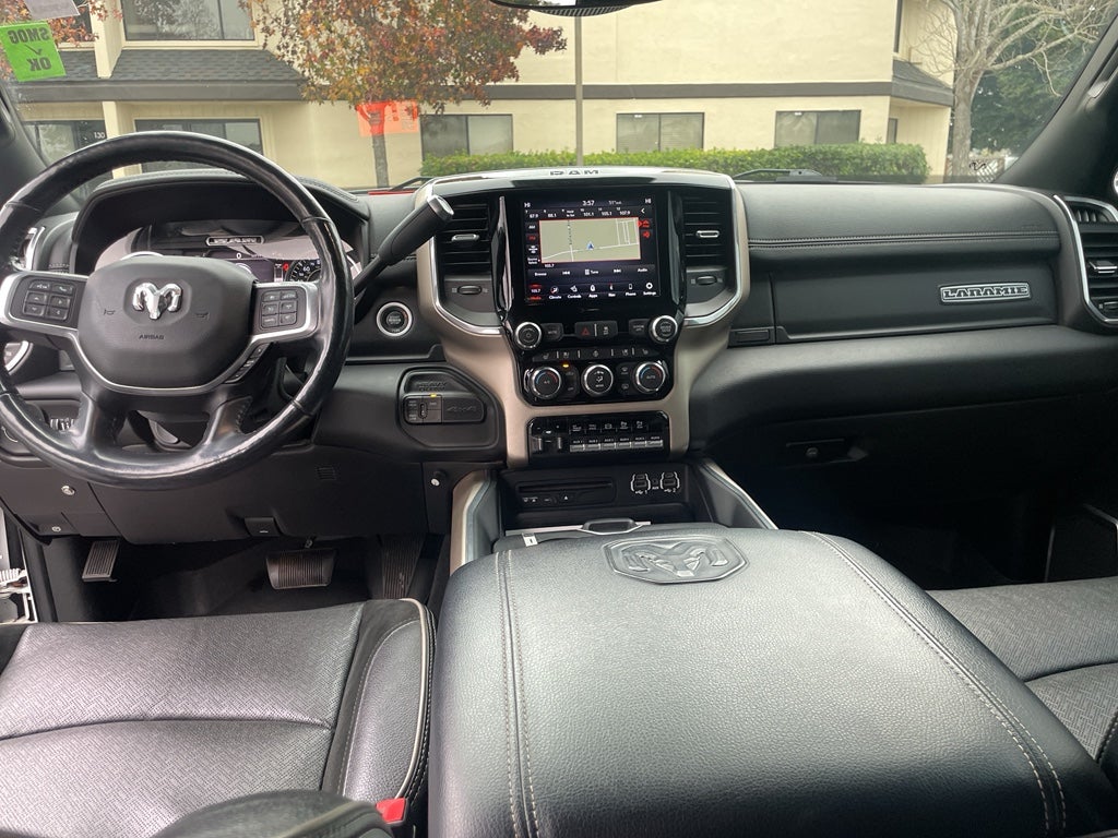 2019 RAM 3500 Laramie Crew Cab 4x4 8' Box