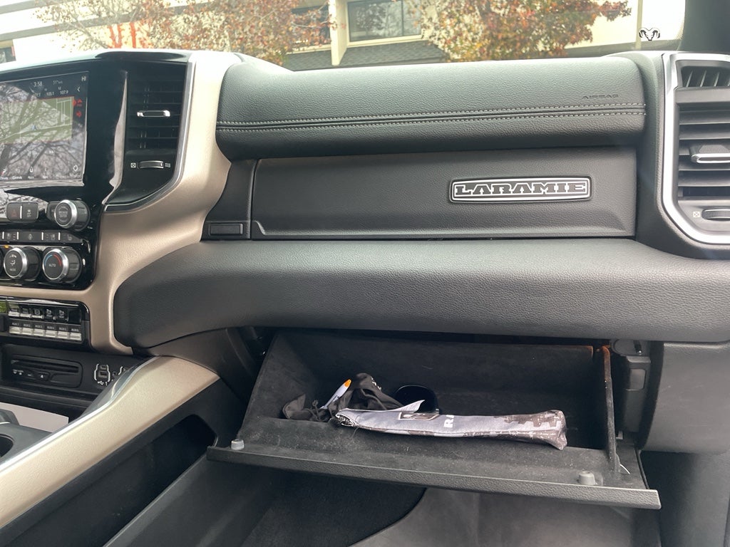 2019 RAM 3500 Laramie Crew Cab 4x4 8' Box