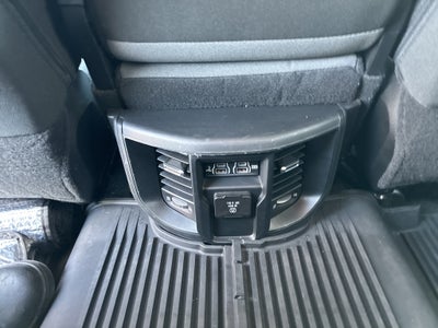 2020 RAM 2500 Big Horn Crew Cab 4x4 6'4" Box