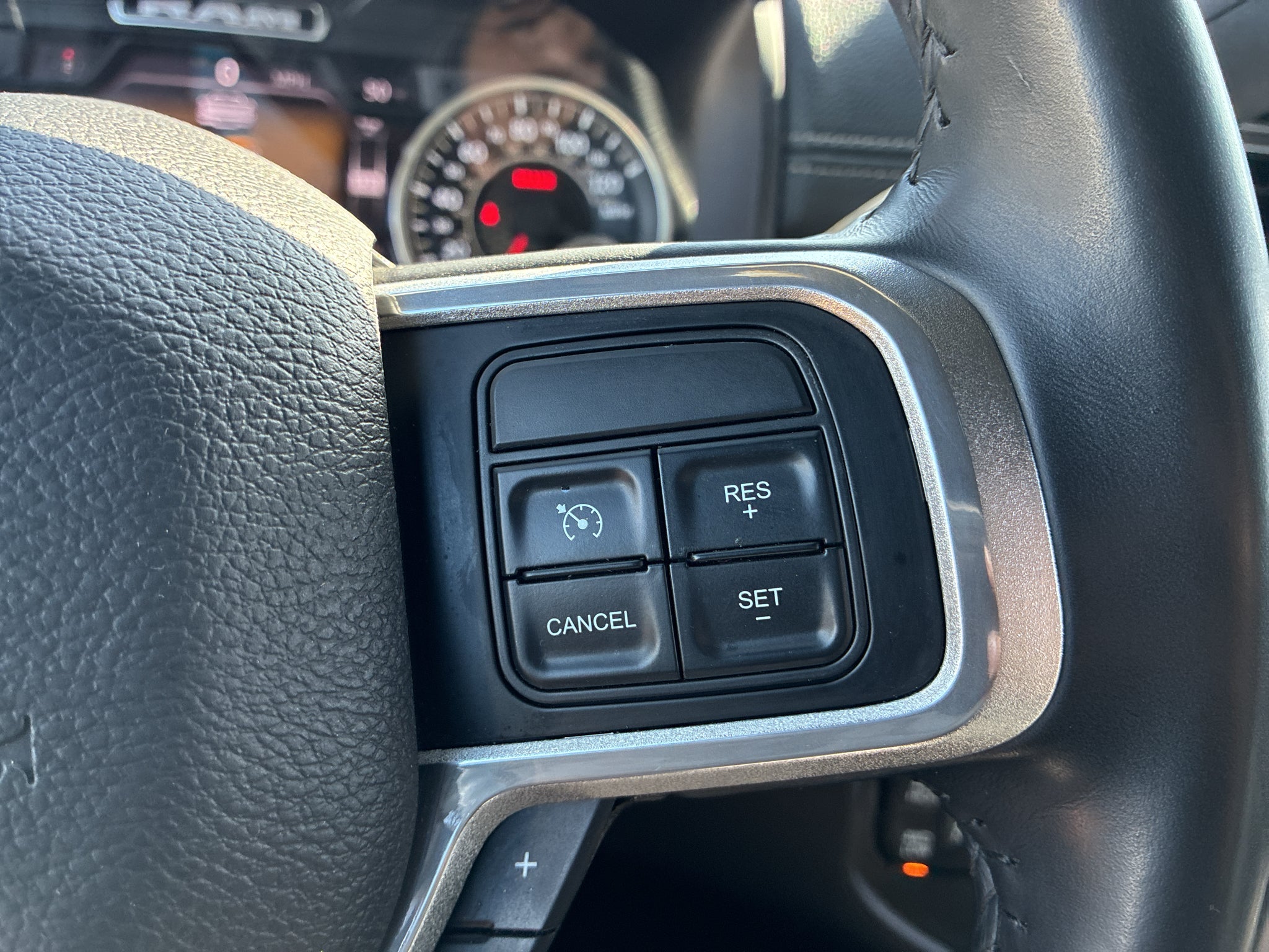 2022 RAM 2500 Laramie Crew Cab 4x4 6'4" Box