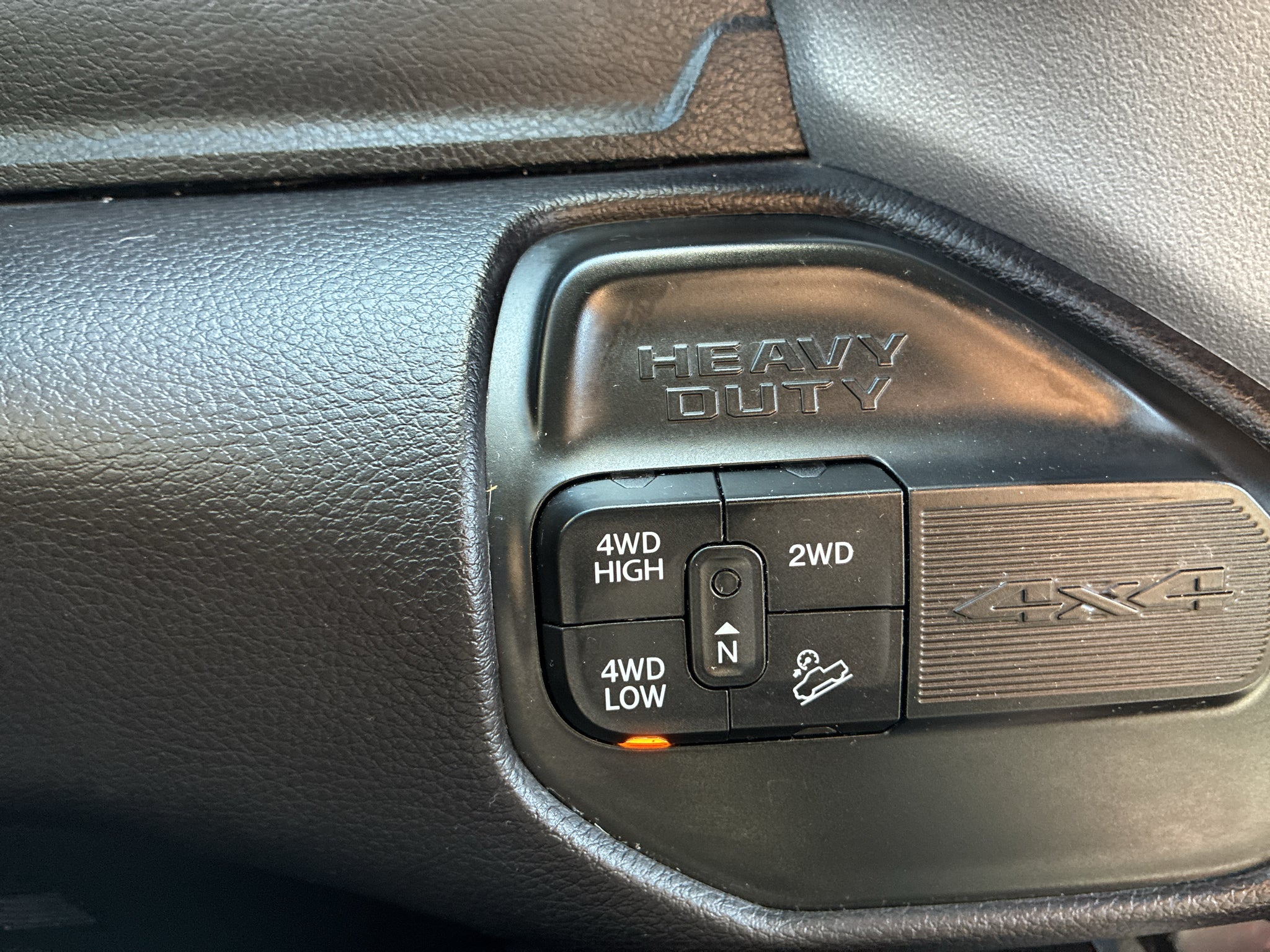 2022 RAM 2500 Laramie Crew Cab 4x4 6'4" Box
