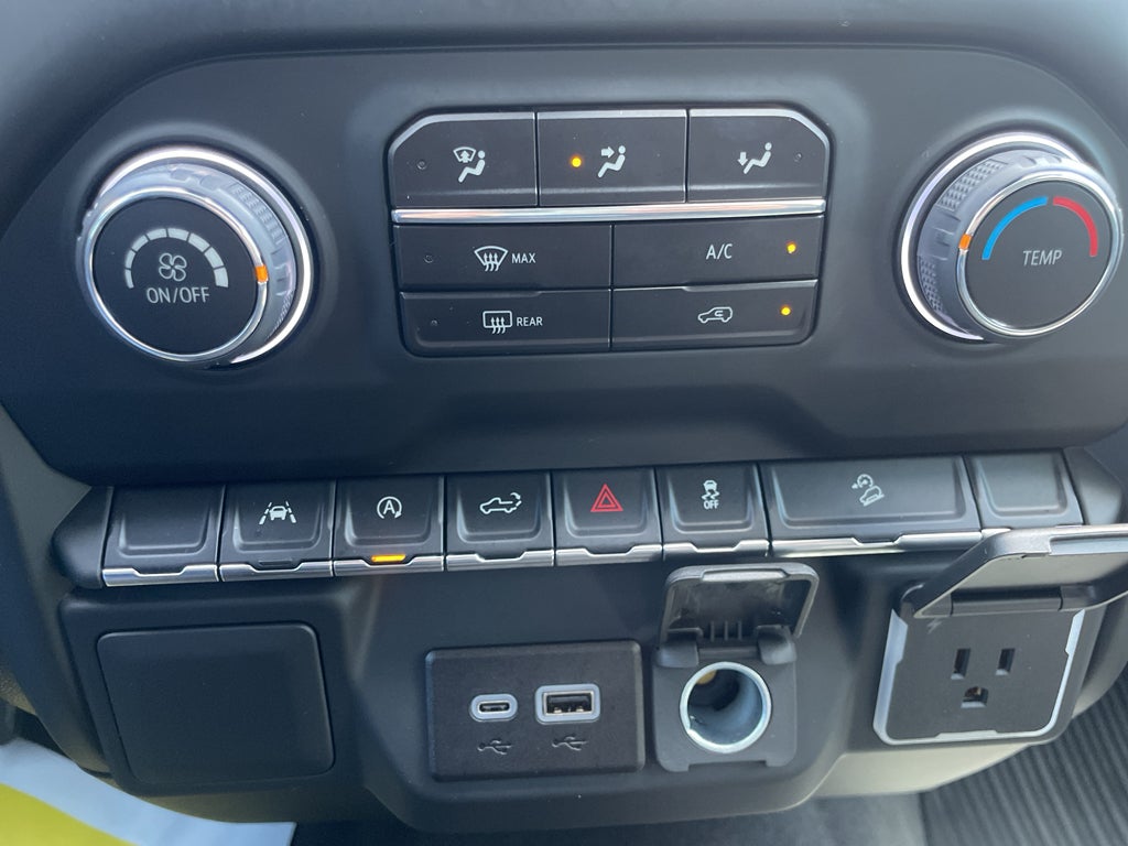 2024 Chevrolet Silverado 1500 Custom Trail Boss