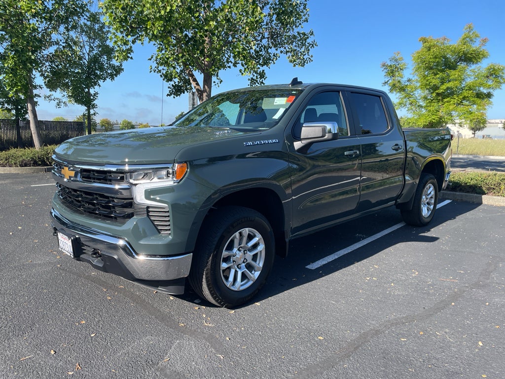 2026 Chevrolet Silverado 1500 LT (2FL)
