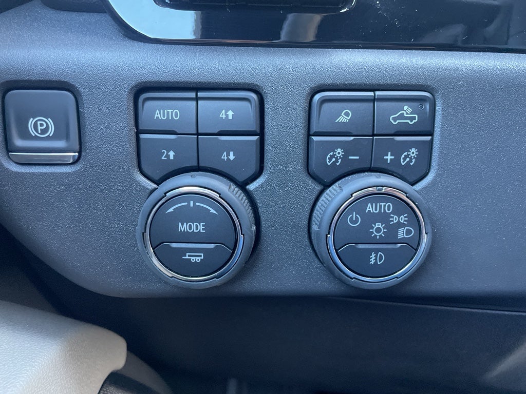 2025 Chevrolet Silverado 1500 ZR2