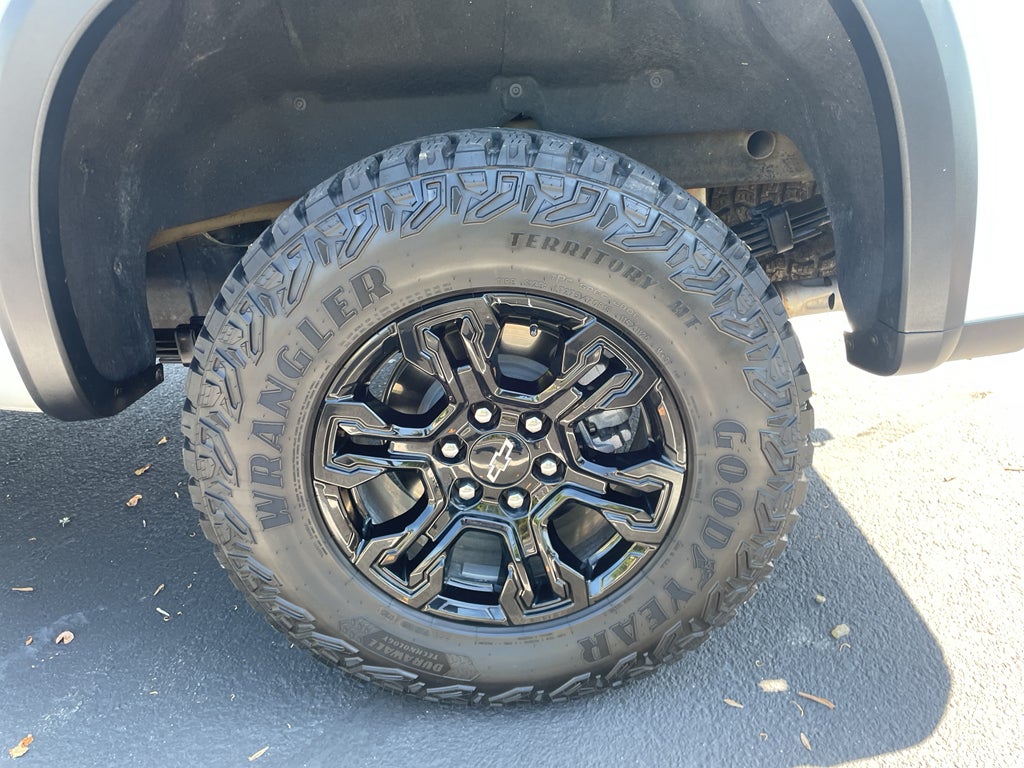 2025 Chevrolet Silverado 1500 ZR2