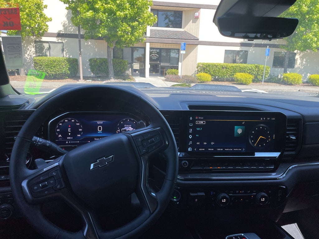 2025 Chevrolet Silverado 1500 ZR2