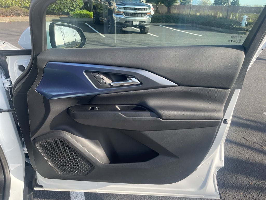 2025 Chevrolet Equinox EV LT