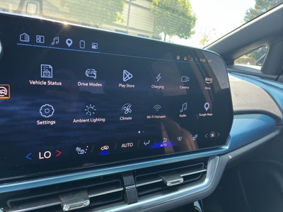 2024 Chevrolet Equinox EV 2LT