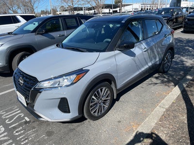 2024 Nissan Kicks SV Xtronic CVT
