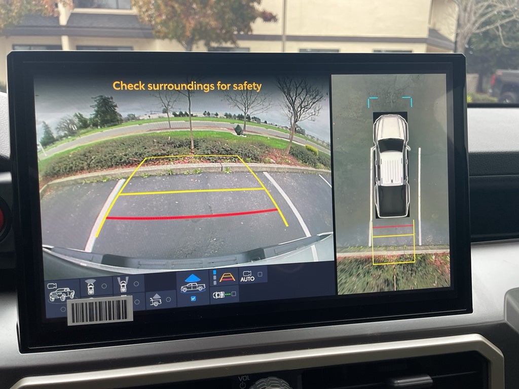 2025 Toyota Tacoma Hybrid TRD Sport 4WD