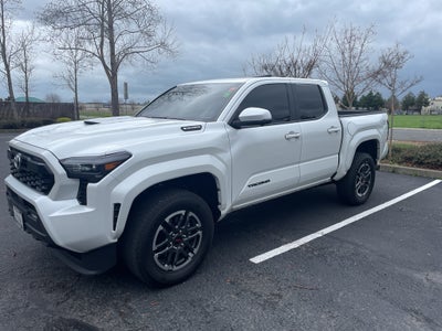 2025 Toyota Tacoma Hybrid TRD Sport 4WD
