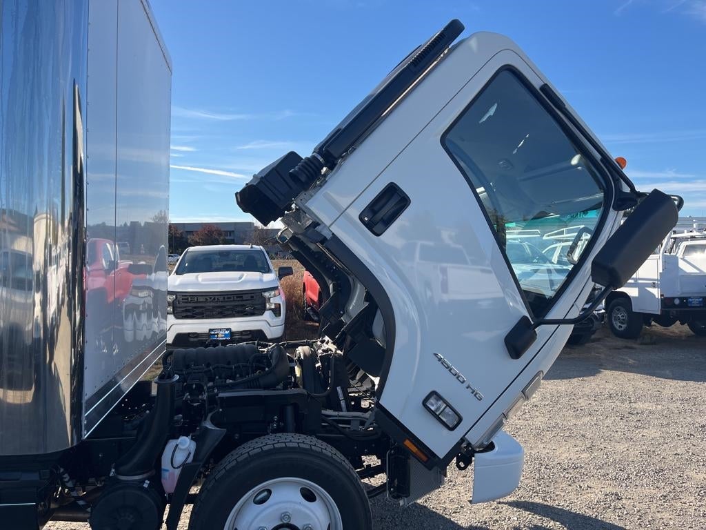 2024 Chevrolet Low Cab Forward 4500 Base